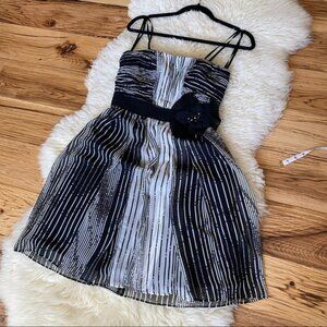 Max and Cleo Patterned Strapless Chiffon Dress Flower Detail Monochrome